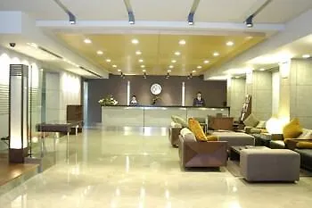 Nippon Hotel 4*