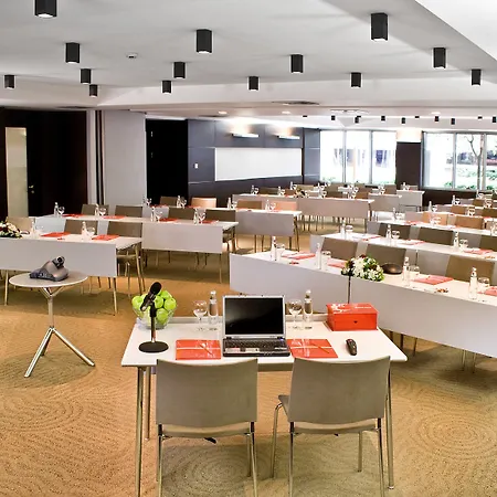 Nippon Hotel
